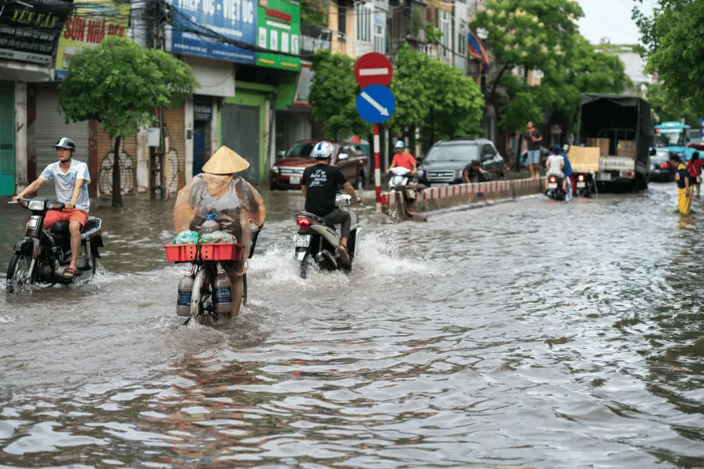 Vietnam's Shoulder Seasons: