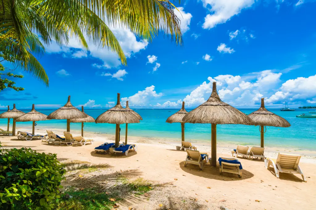 when is the best time to visit mauritius